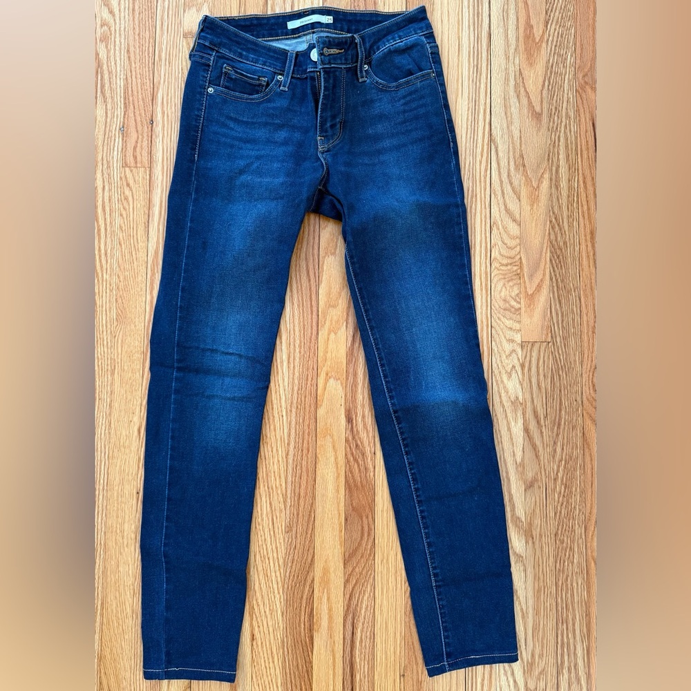 Levi’s 711 Skinny Dark Wash Jeans